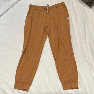 Vuori Performance Jogger Mustard Size M
